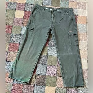 Stanley mens olive green warm lined cargo Pants size 36x32 Pre-owned